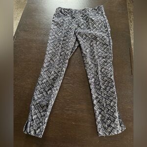 Cartonnier Black and White Cropped Ankle Pants